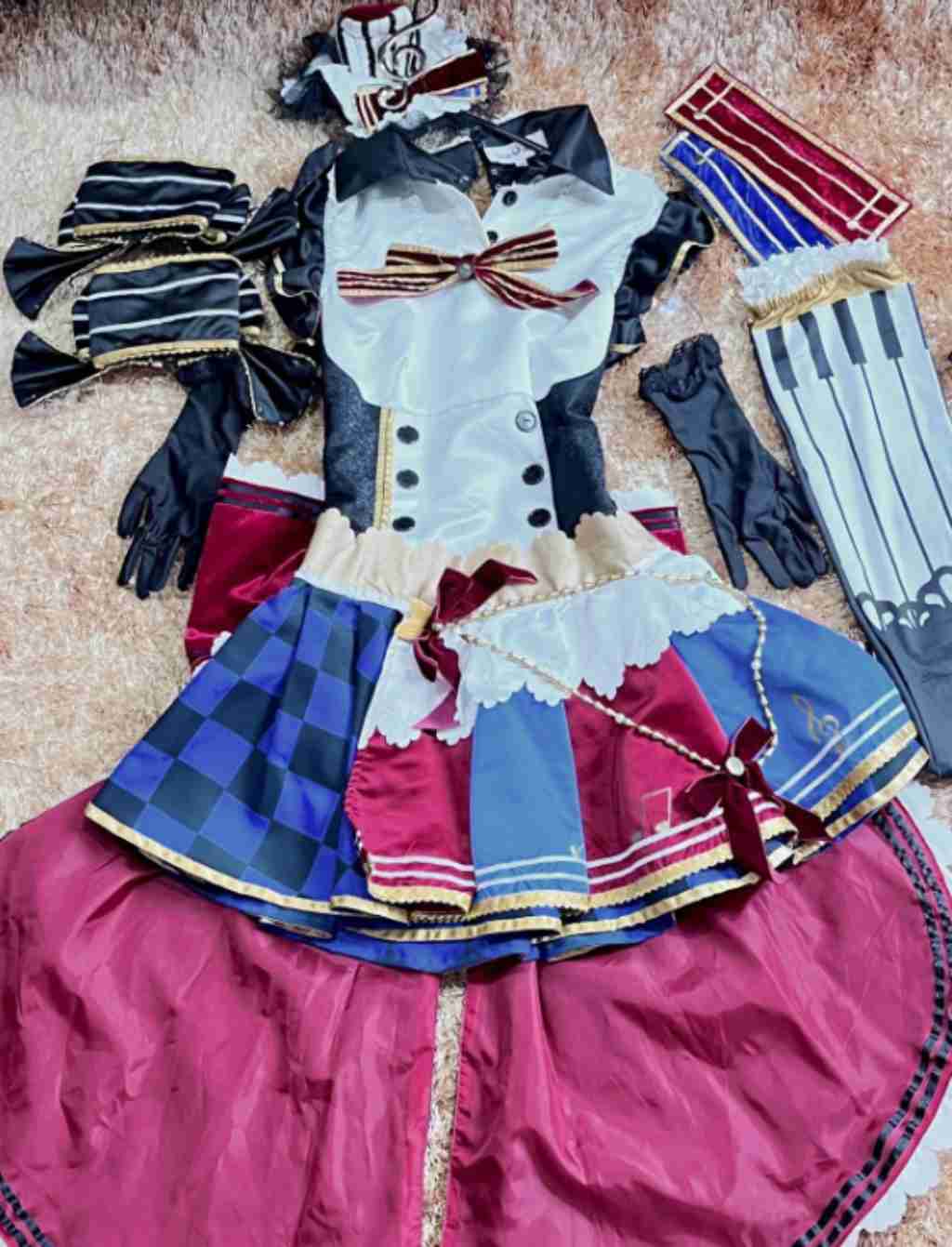 奥克兰 衣包饰品 交易衣包饰品 小裙子和cosplay衣服，电力猫